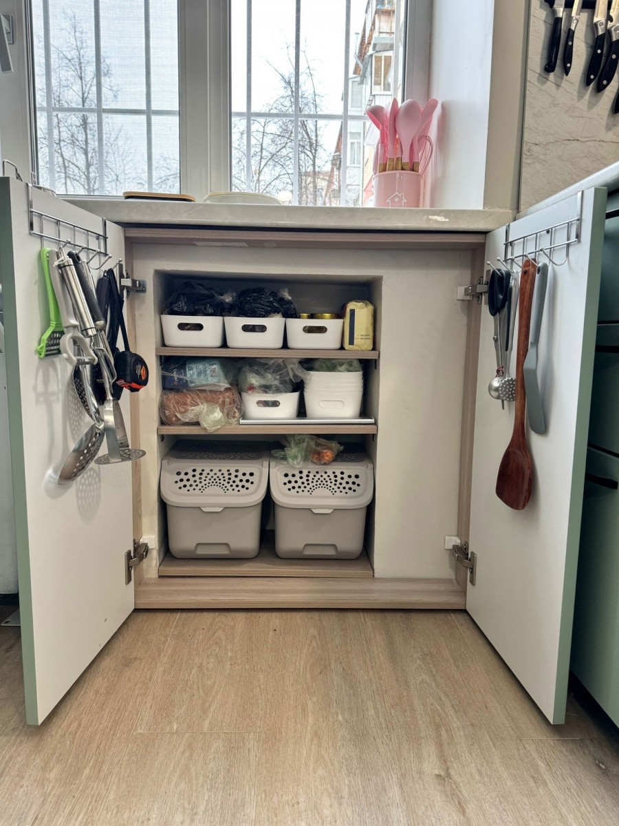 Кухня с раздвижным фартуком Кухня с раздвижным фартуком