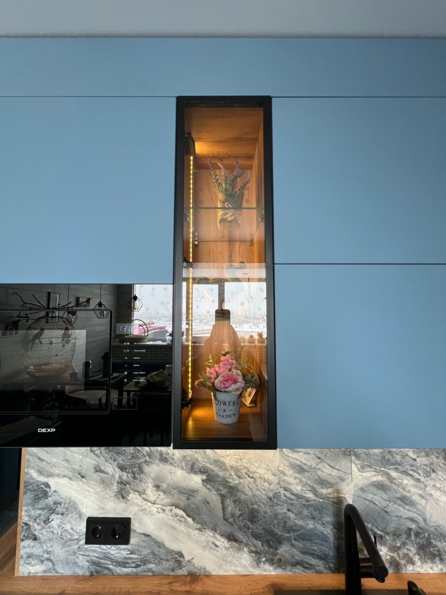 Кухонный гарнутур в Небесном цвете Кухонный гарнутур в Небесном цвете