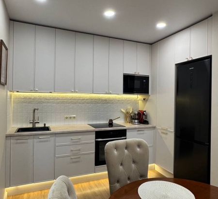 Кухня с фрезеровкой Рамка 20